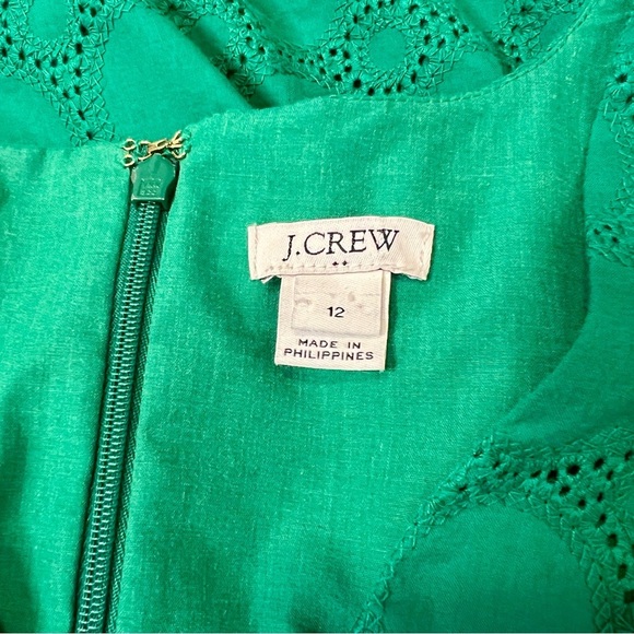 J. Crew Green Cotton V-Neck Circle-Eyelet Lace Dress. Size 12. - Picture 9 of 14